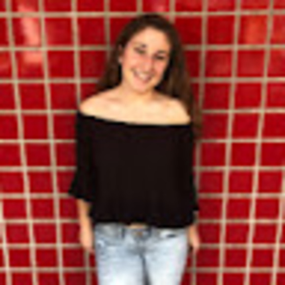 adrianna_singer
